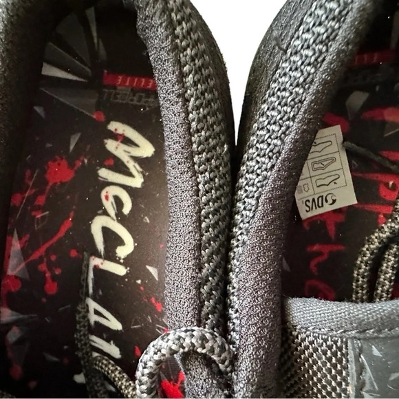 NWOT McClain Boys Canvas Low Top Skater Sneakers Size 5 - Picture 7 of 9